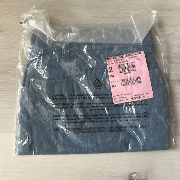 J.crew 5" classic chambray‎ short in Med Echo Blue Wash size 12 NWT in packaging - Picture 9 of 9